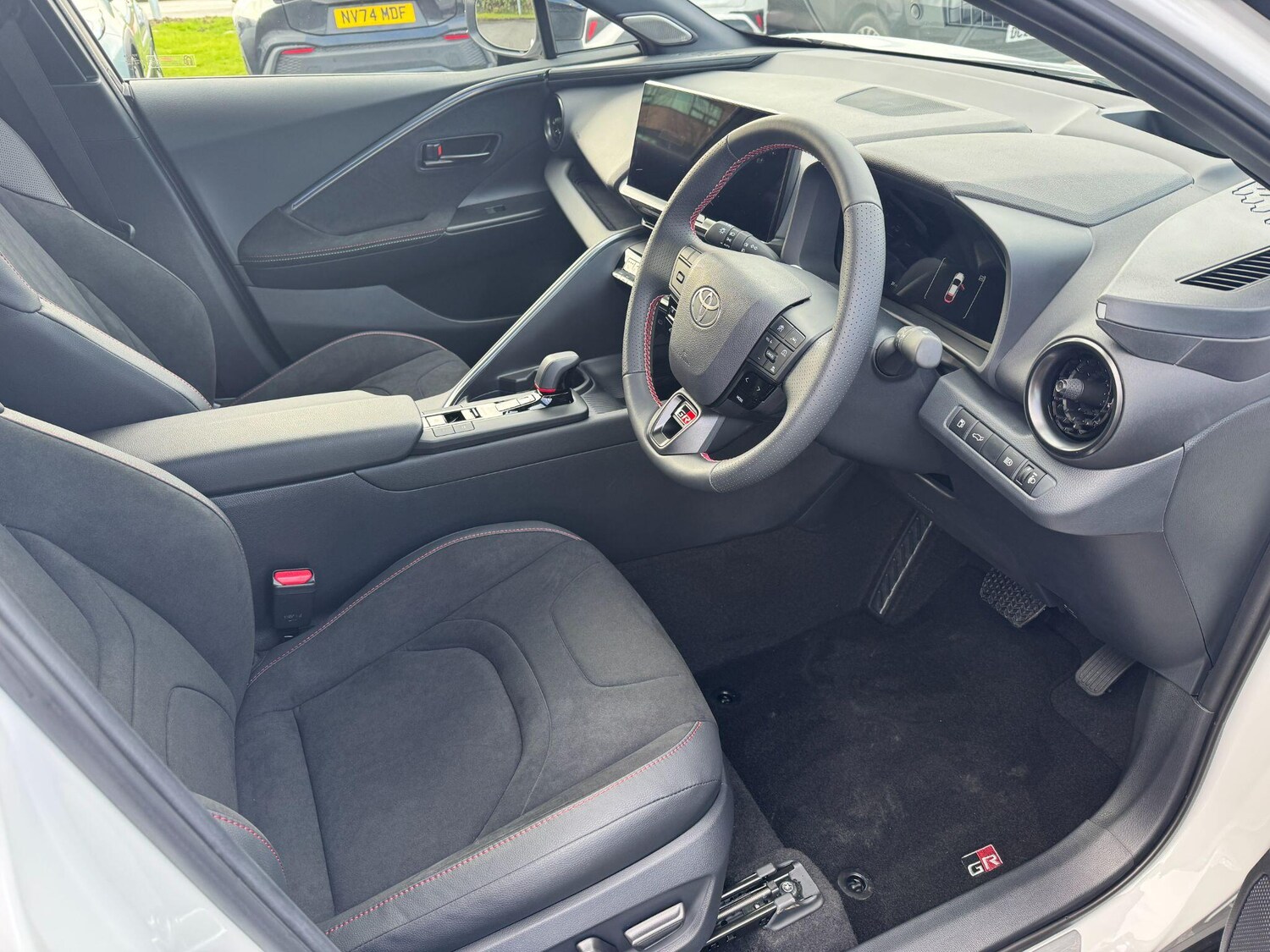 Used Toyota C-HR 2025 for sale - 77957464: Photo 11