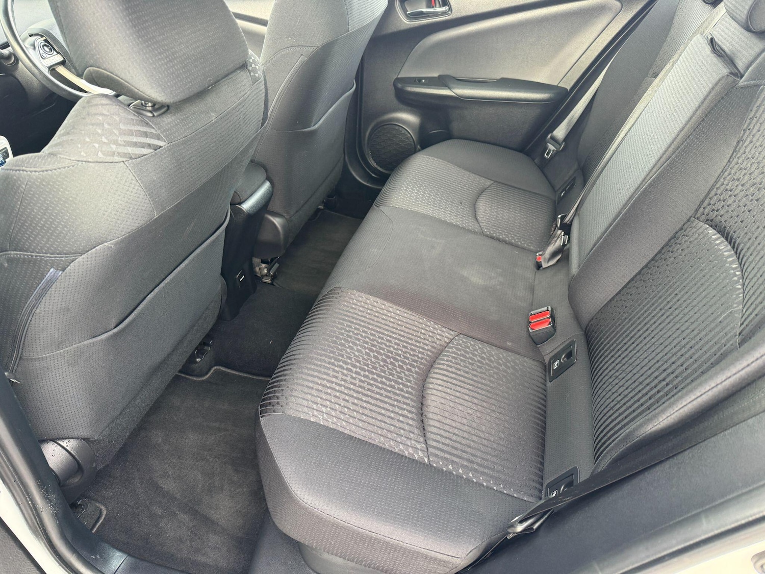 Used Toyota Prius 2018 for sale - 77958098: Photo 13