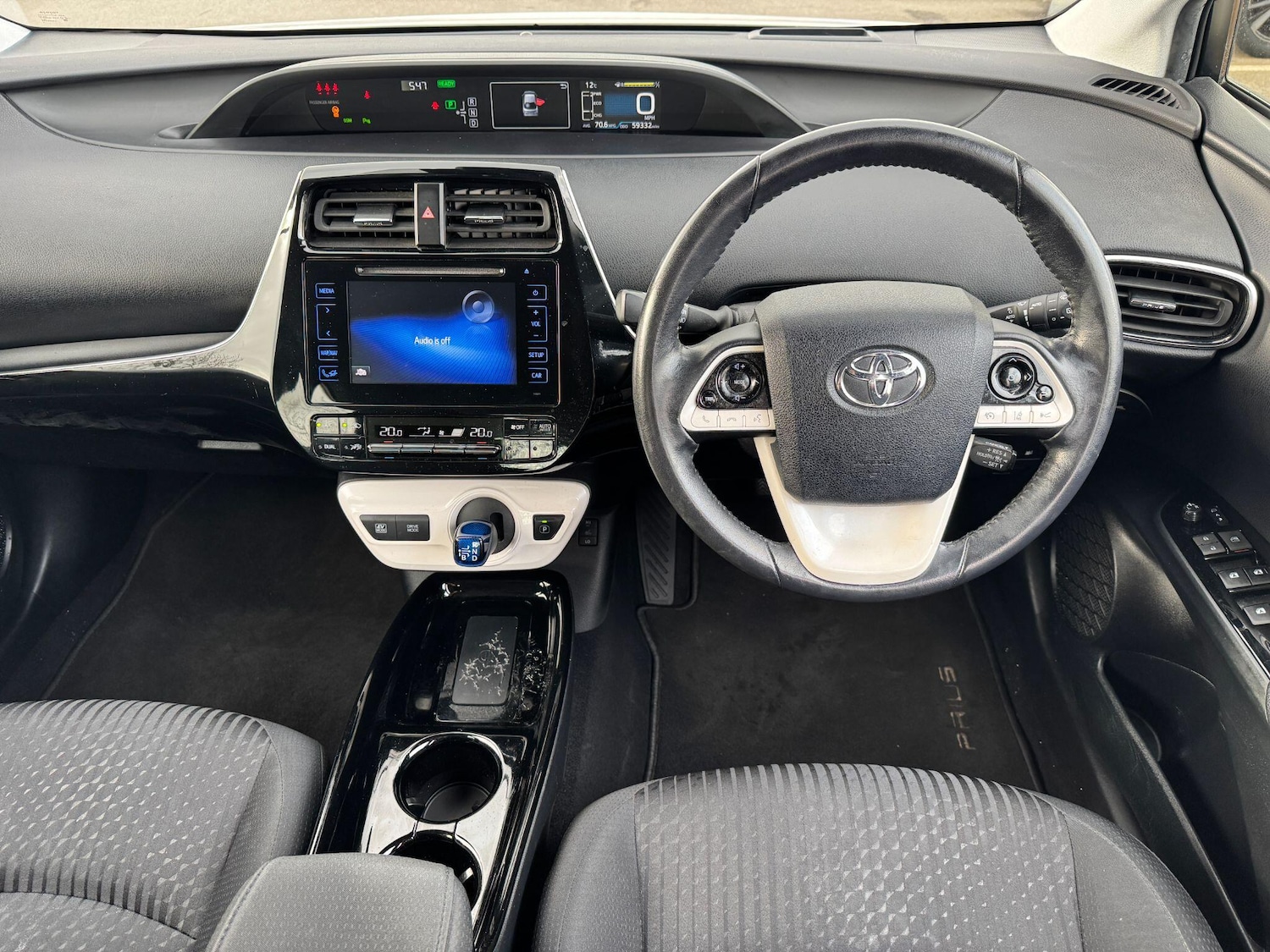 Used Toyota Prius 2018 for sale - 77958098: Photo 15