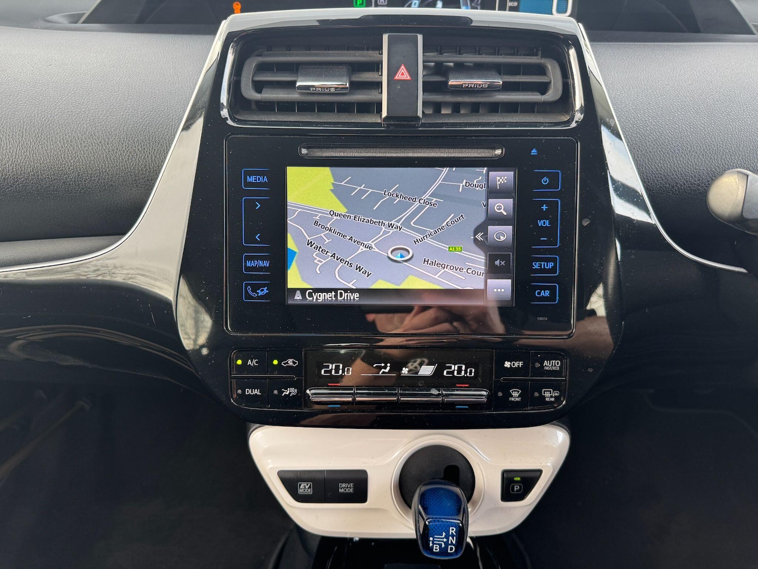 Used Toyota Prius 2018 for sale - 77958098: Photo 19