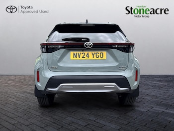 Used Toyota Yaris Cross 2024 for sale - 79484720: Photo