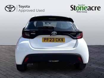 Used Toyota Yaris 2023 for sale - 79248687: Photo
