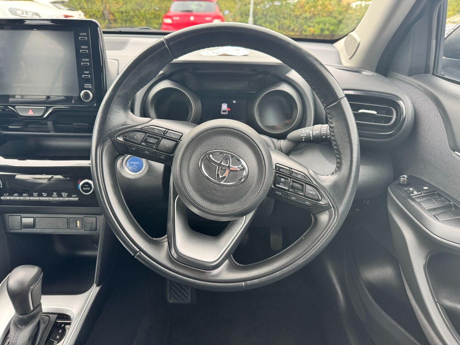 Used Toyota Yaris Cross 2023 for sale - 76247044: Photo 17