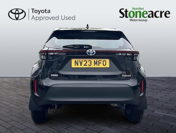 Used Toyota Yaris Cross 2023 for sale - 76247044: Photo