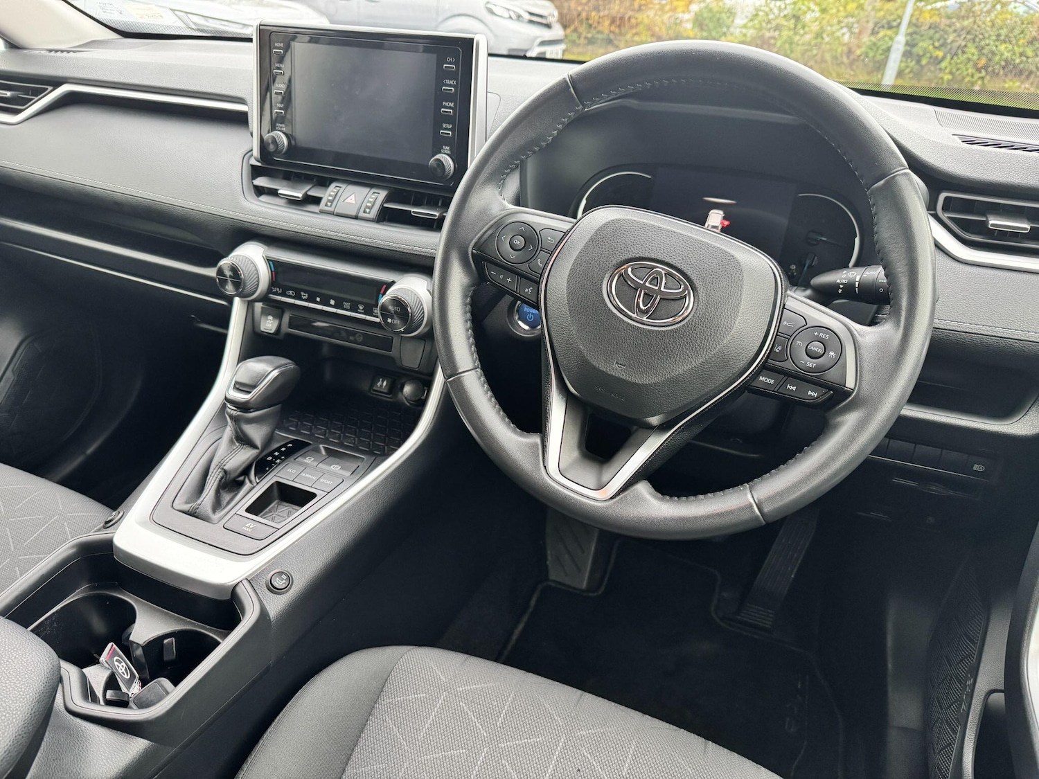 Used Toyota RAV4 2019 for sale - 76781452: Photo 16
