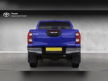Used Toyota Hilux 2024 for sale - 79373151: Photo