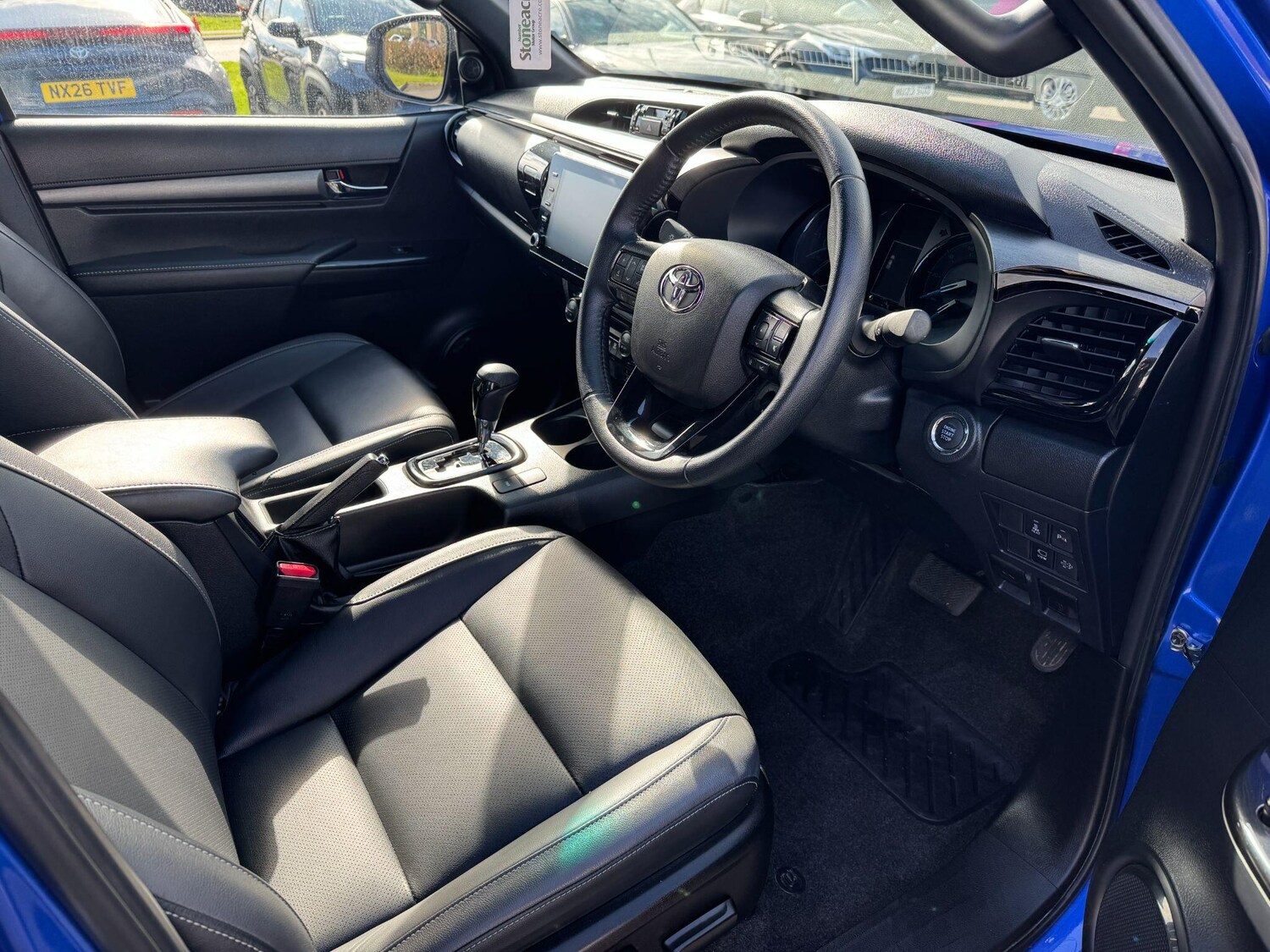 Used Toyota Hilux 2023 for sale - 78046812: Photo 11