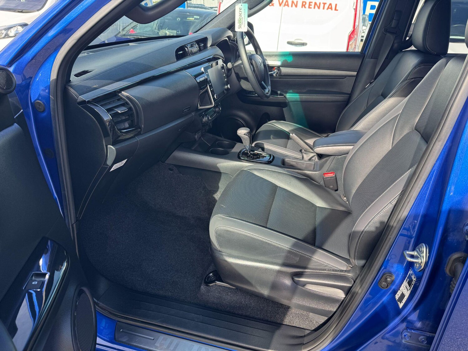 Used Toyota Hilux 2023 for sale - 78046812: Photo 14