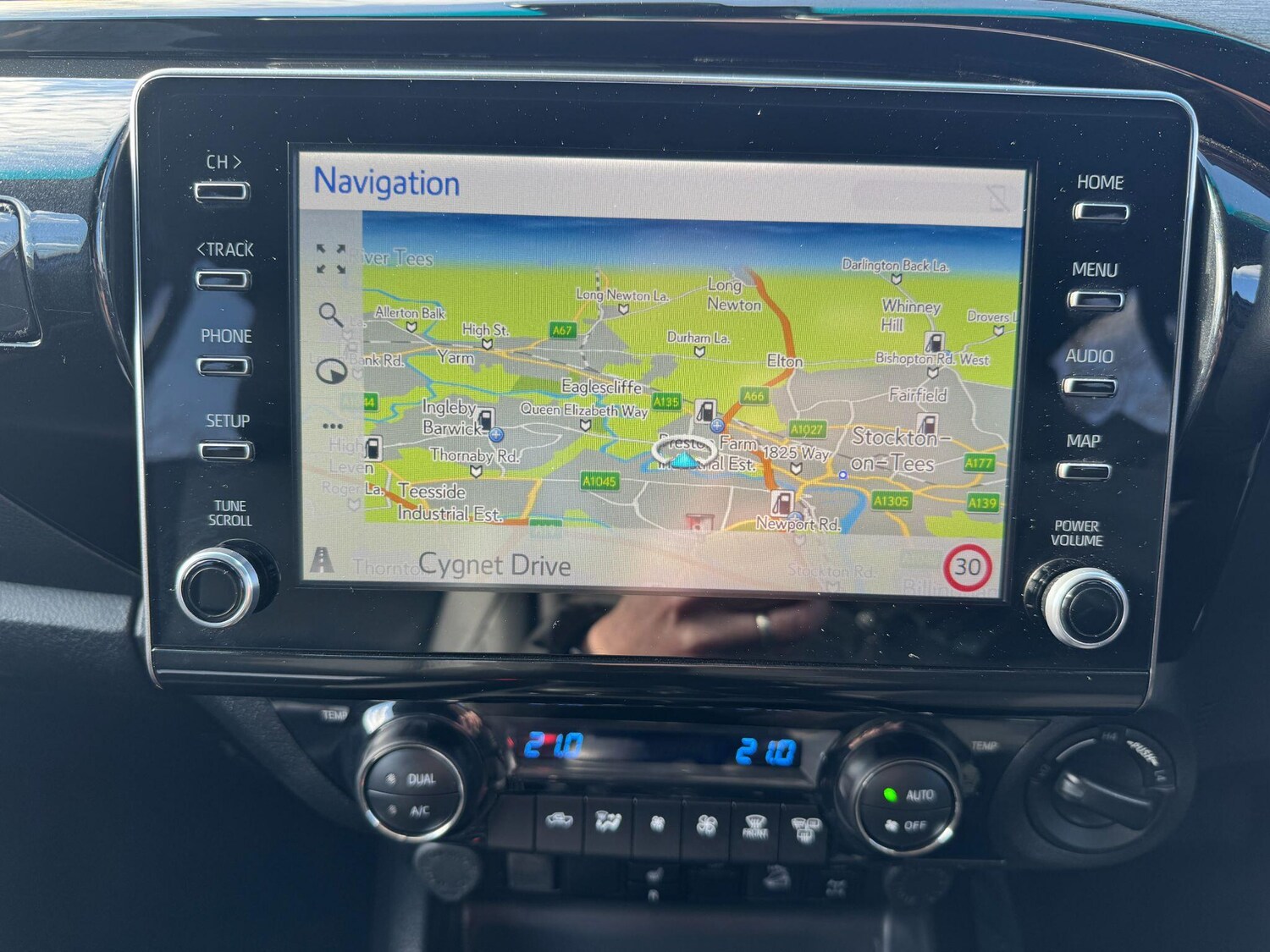 Used Toyota Hilux 2023 for sale - 78046812: Photo 19