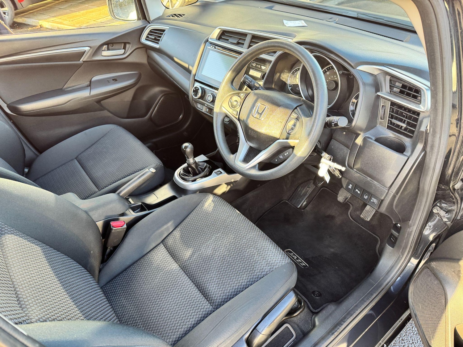 Used Honda Jazz 2019 for sale - 76645706: Photo 11