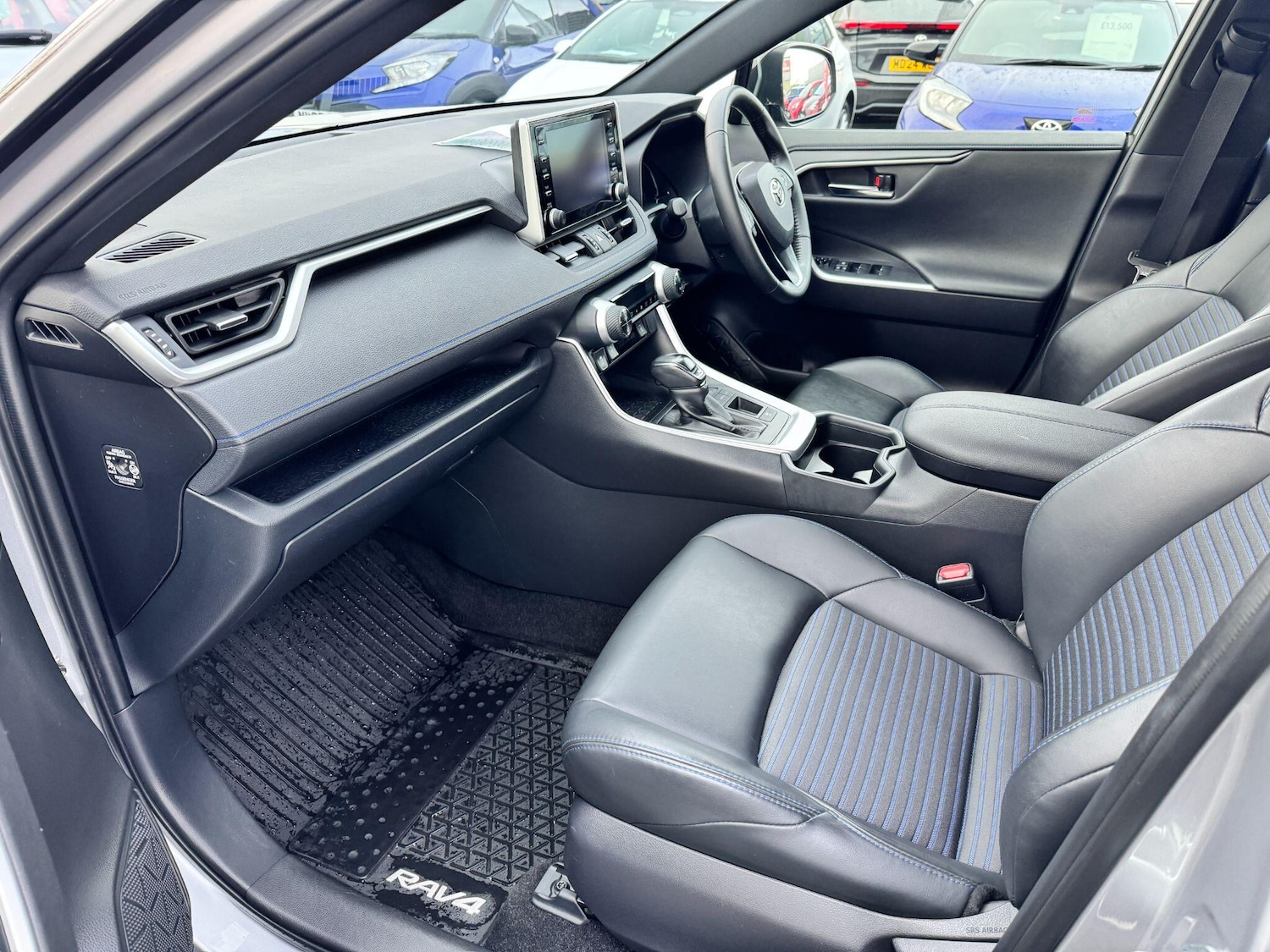 Used Toyota RAV4 2020 for sale - 77683119: Photo 14