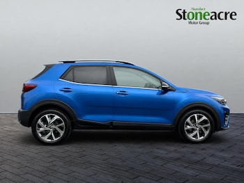 Used Kia Stonic 2021 for sale - 79553200: Photo