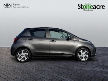 Used Toyota Yaris 2017 for sale - 79413022: Photo