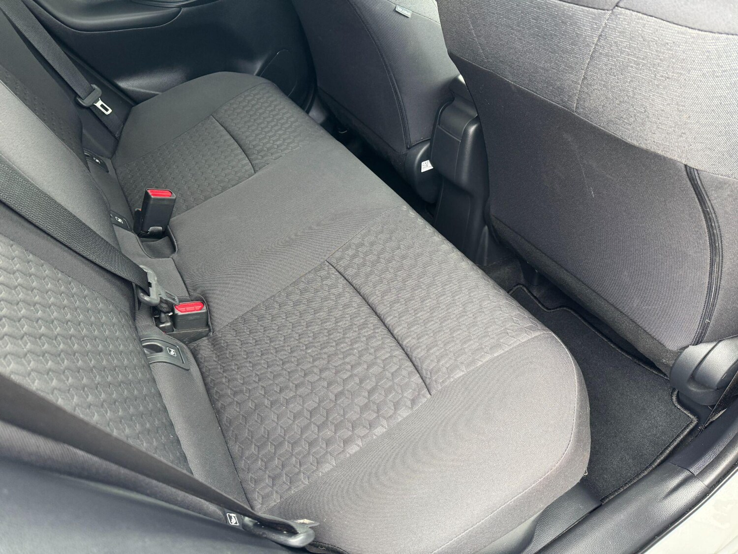 Used Toyota Yaris 2023 for sale - 77624912: Photo 14