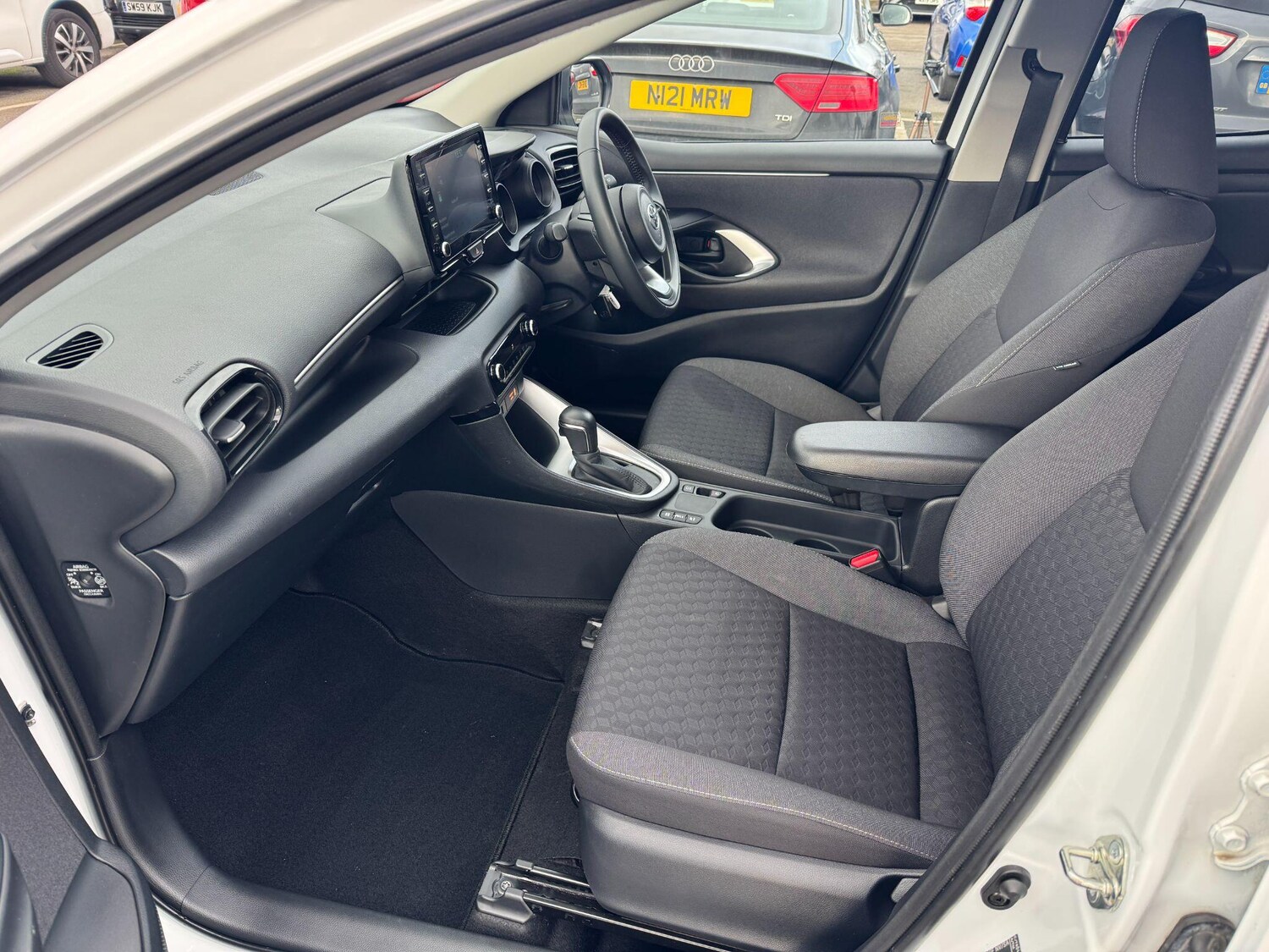 Used Toyota Yaris 2023 for sale - 77624912: Photo 16