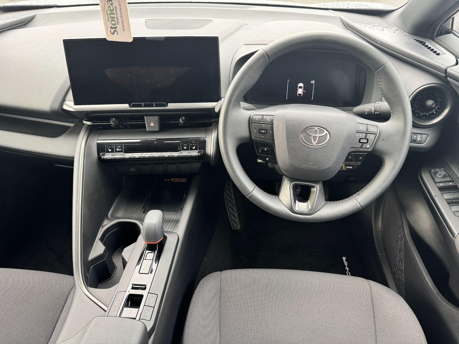Used Toyota C-HR 2024 for sale - 76260557: Photo 17