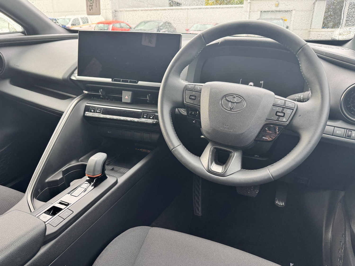 Used Toyota C-HR 2024 for sale - 76260557: Photo 18