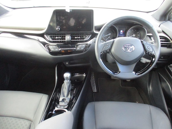 Used Toyota C-HR 2023 for sale - 76282631: Photo 15