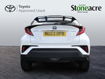 Used Toyota C-HR 2023 for sale - 76282631: Photo 4