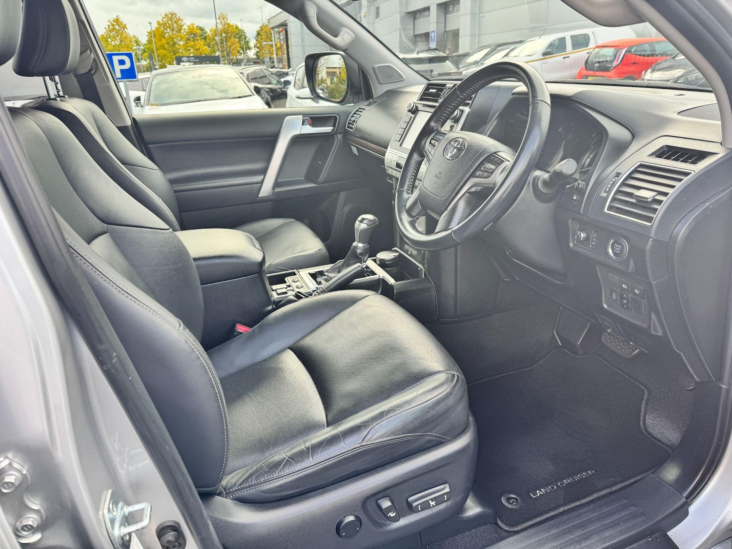 Used Toyota Land Cruiser 2018 for sale - 76295718: Photo 11