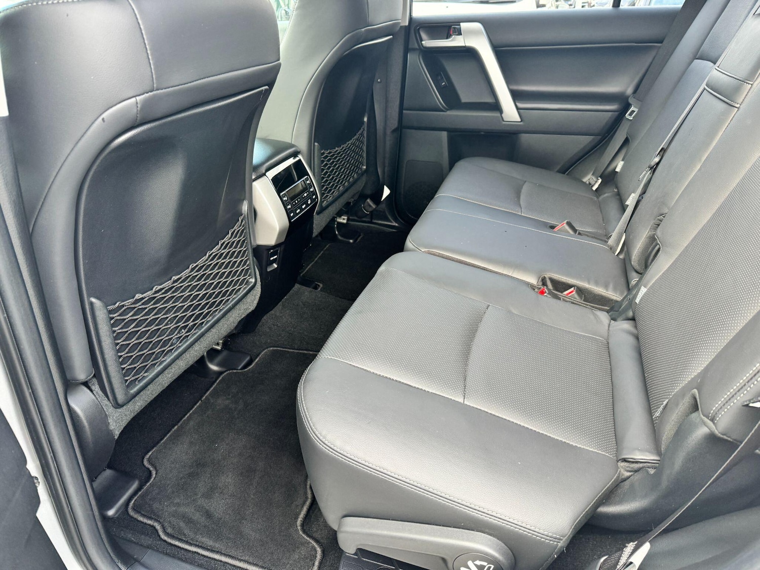 Used Toyota Land Cruiser 2018 for sale - 76295718: Photo 13