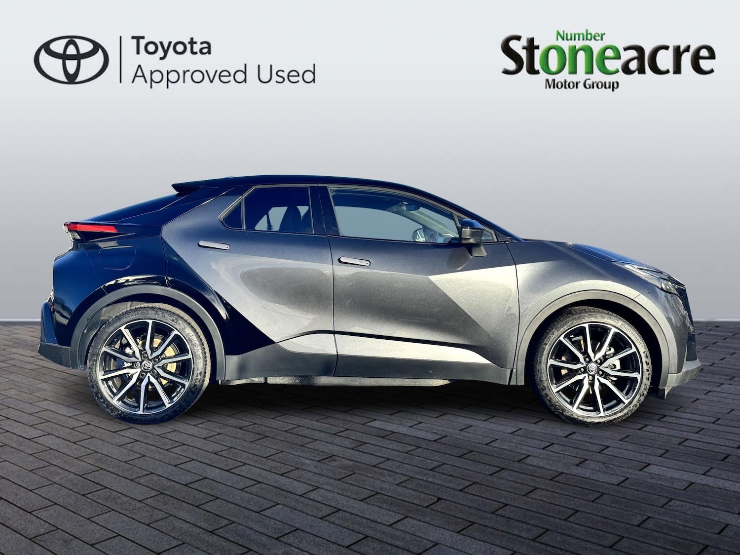 Used Toyota C-HR 2024 for sale - 76715407: Photo 2
