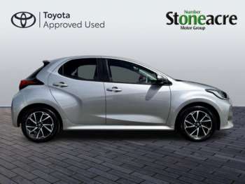 Used Toyota Yaris 2022 for sale - 74738402: Photo