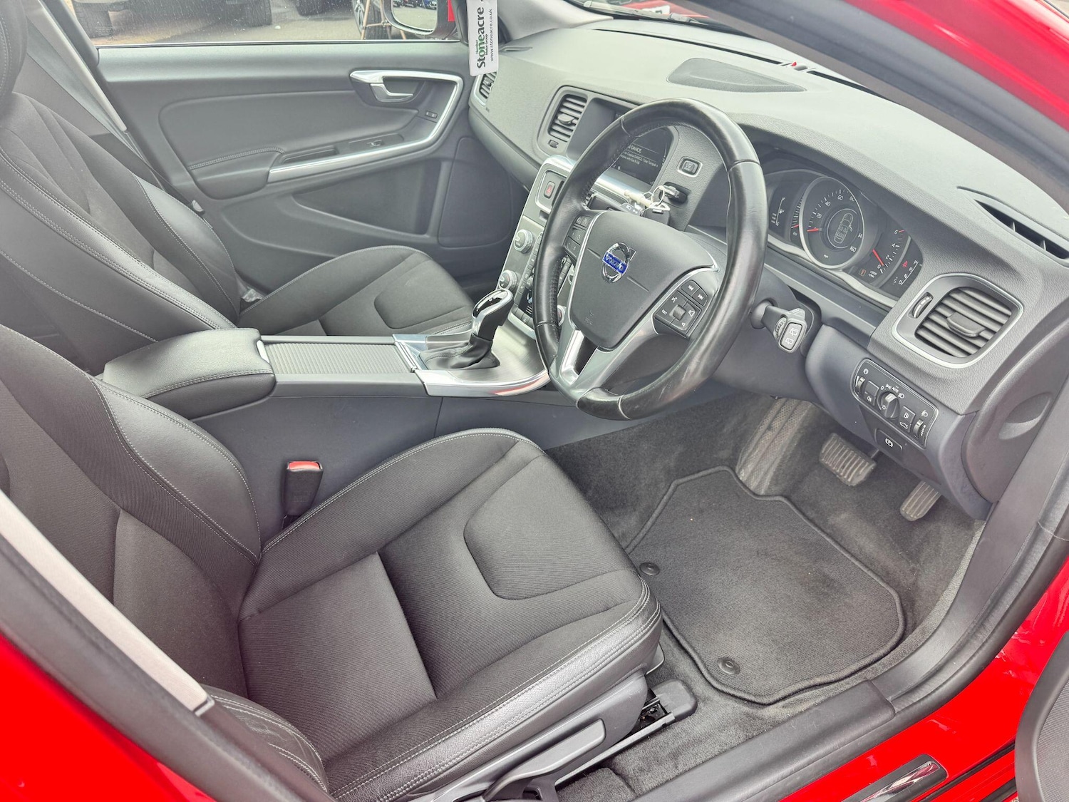 Used Volvo V60 2016 for sale - 77892173: Photo 11