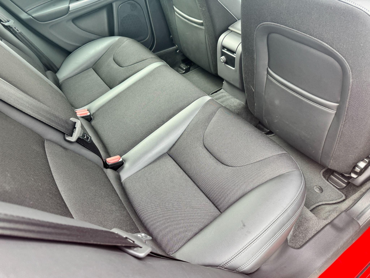 Used Volvo V60 2016 for sale - 77892173: Photo 12