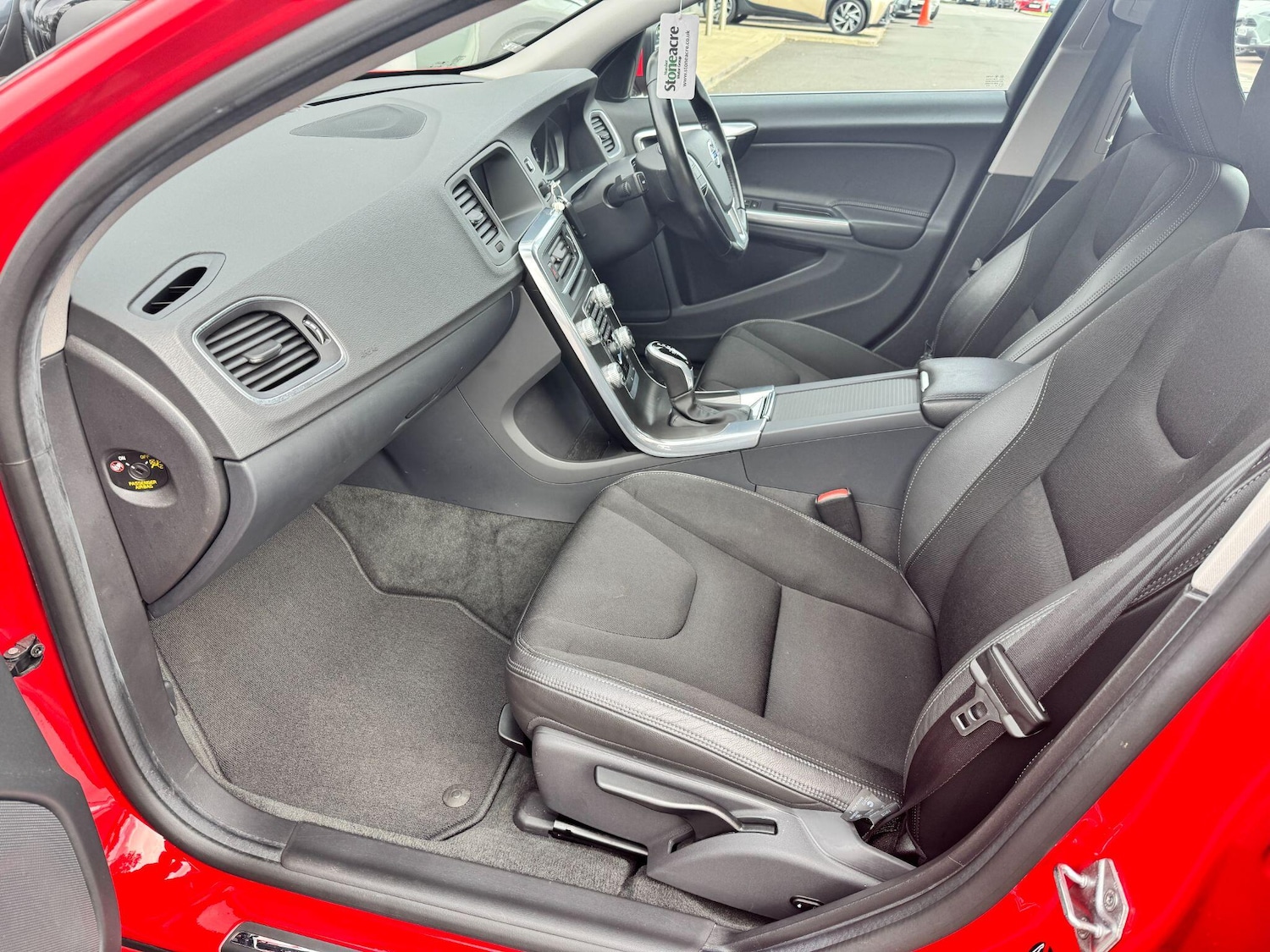 Used Volvo V60 2016 for sale - 77892173: Photo 14