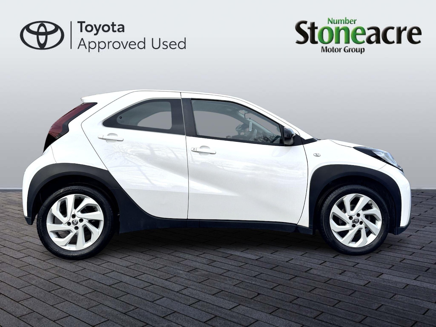 Used Toyota Aygo X 2023 for sale - 76592470: Photo 2