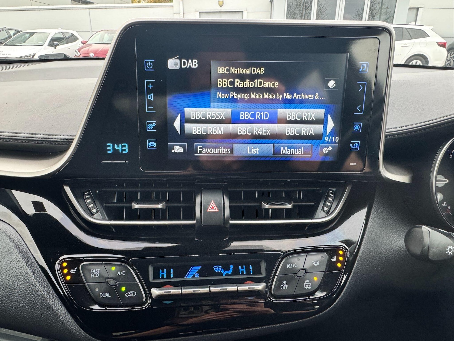 Used Toyota C-HR 2018 for sale - 76424745: Photo 21