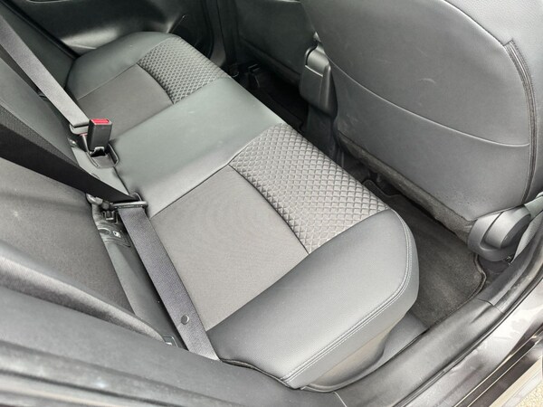 Used Toyota Yaris 2024 for sale - 76247920: Photo 12
