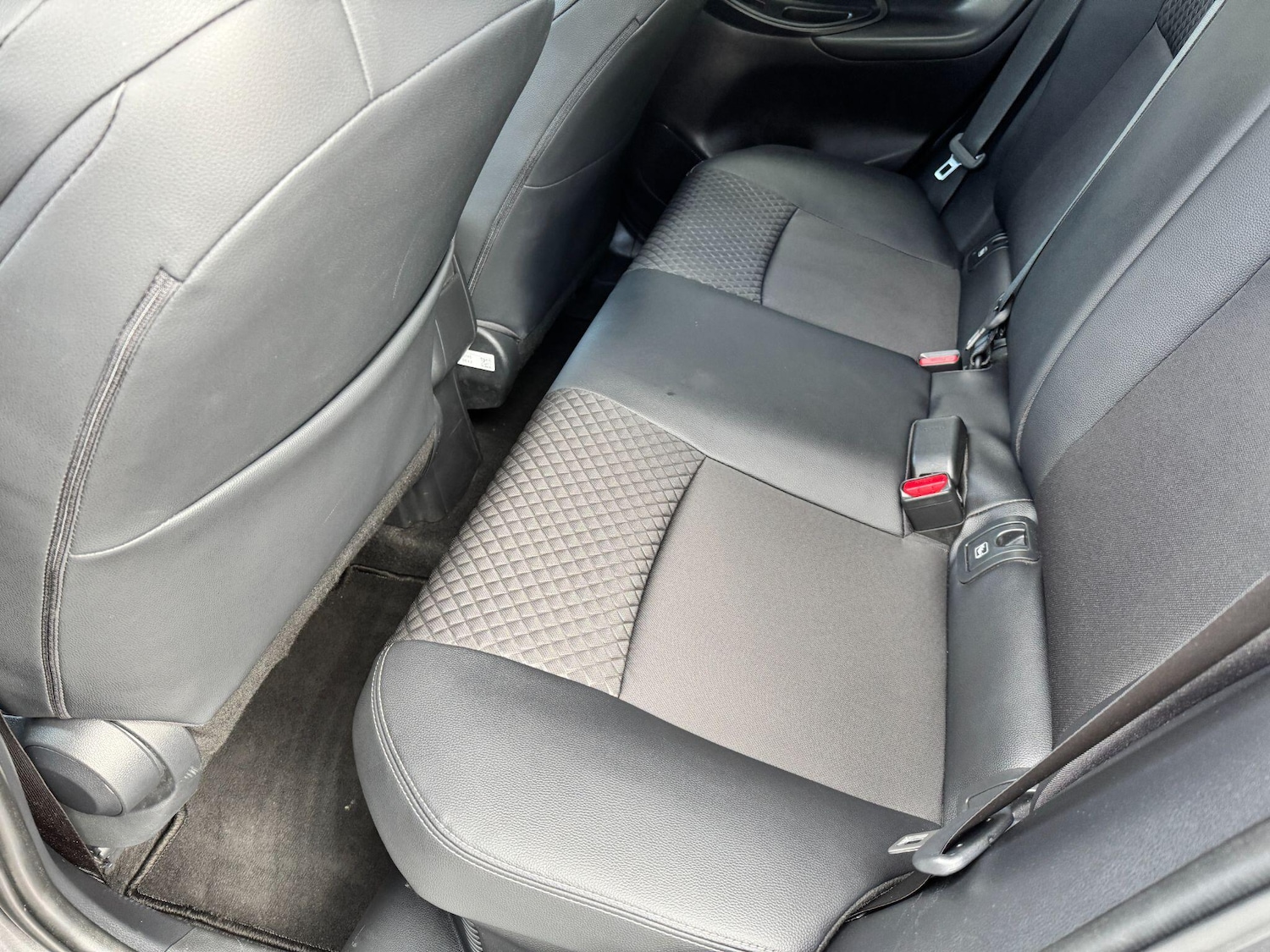 Used Toyota Yaris 2025 for sale - 77216121: Photo 13