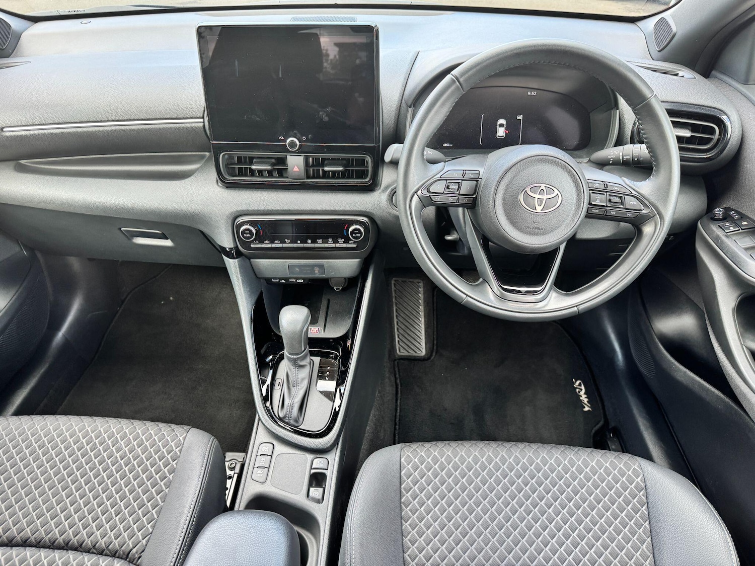 Used Toyota Yaris 2025 for sale - 77216121: Photo 15