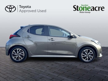 Used Toyota Yaris 2022 for sale - 76388594: Photo