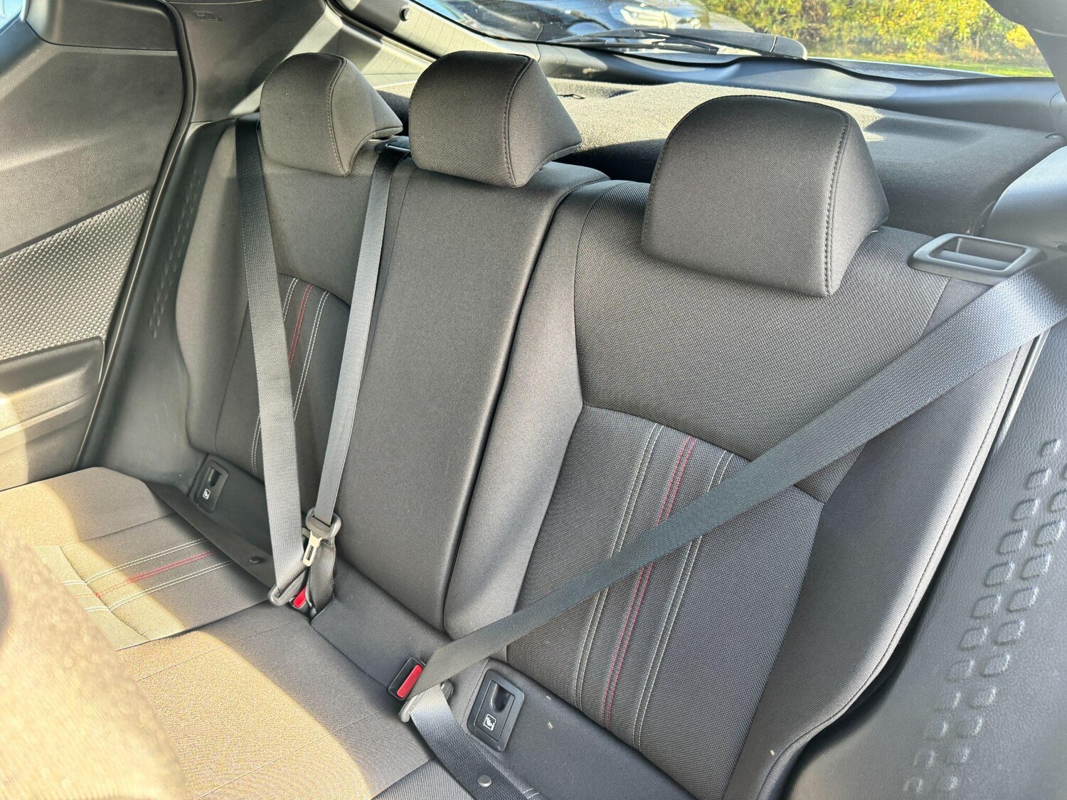 Used Toyota C-HR 2023 for sale - 76388660: Photo 13