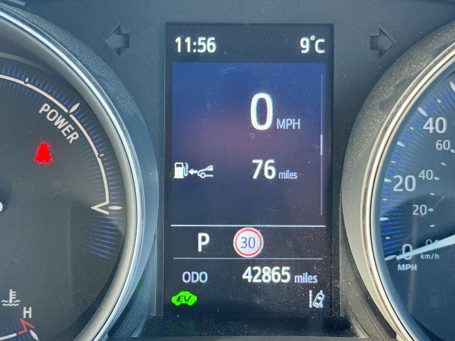 Used Toyota C-HR 2023 for sale - 76388660: Photo 18