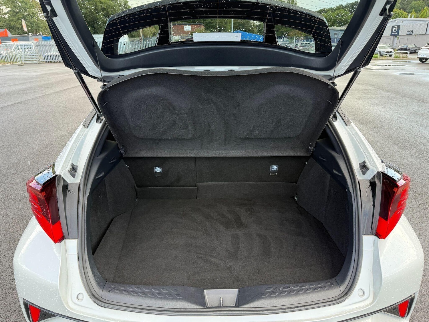 Used Toyota C-HR 2022 for sale - 76592608: Photo 10