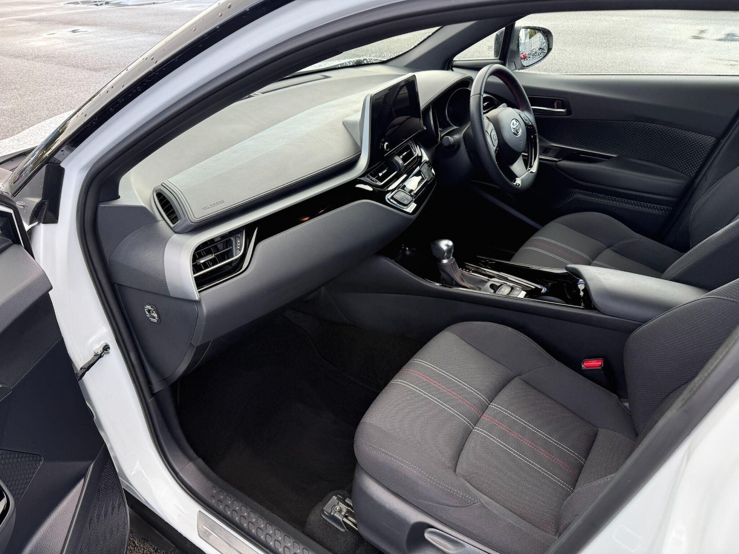 Used Toyota C-HR 2022 for sale - 76592608: Photo 14