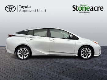 Used Toyota Prius 2018 for sale - 77130833: Photo