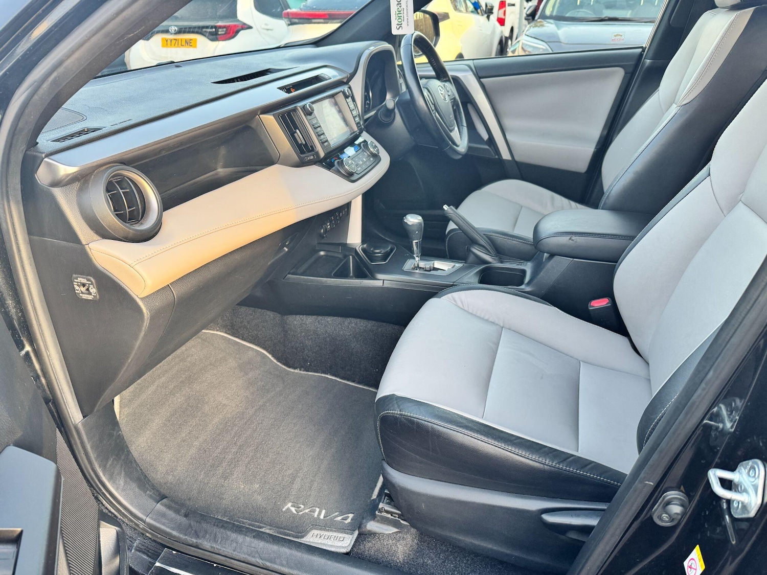 Used Toyota RAV4 2016 for sale - 77314877: Photo 14