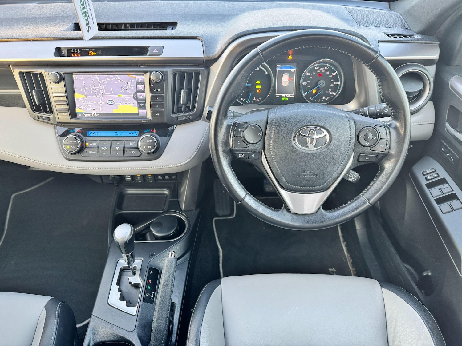 Used Toyota RAV4 2016 for sale - 77314877: Photo 15