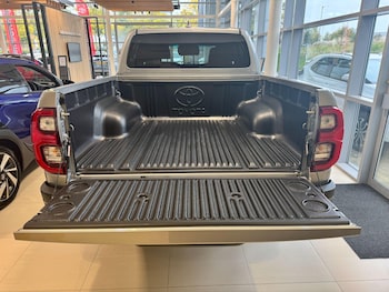 Used Toyota Hilux 2025 for sale - 76295901: Photo 4