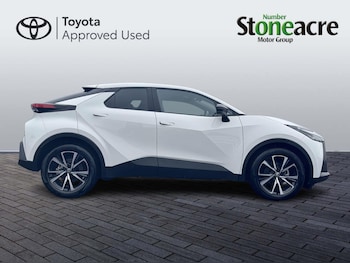 Used Toyota C-HR 2024 for sale - 77162885: Photo