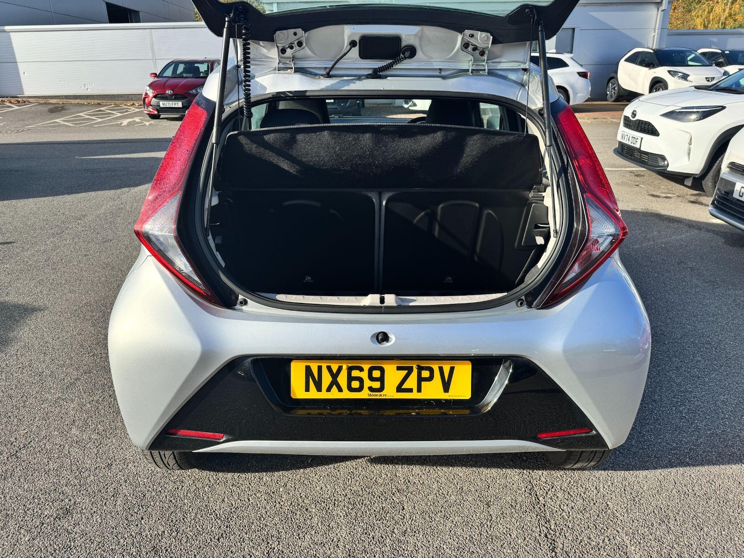 Used Toyota AYGO 2019 for sale - 76388522: Photo 12