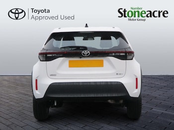 Used Toyota Yaris Cross 2025 for sale - 76700846: Photo