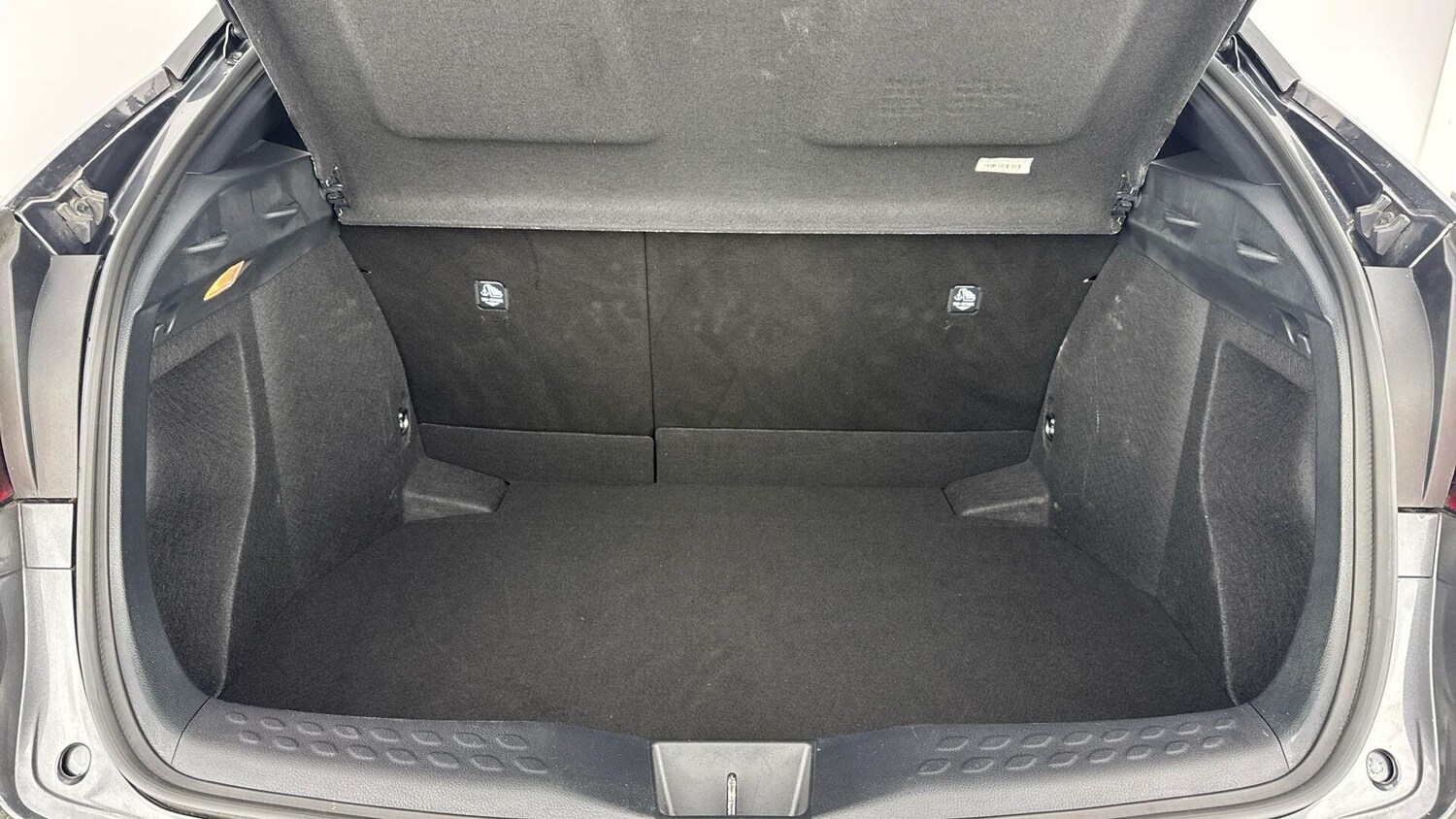 Used Toyota C-HR 2023 for sale - 77940037: Photo 10