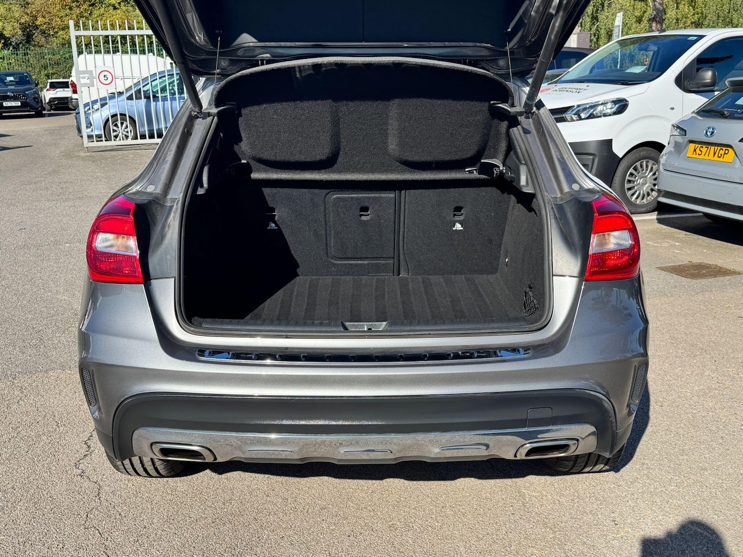 Used Mercedes-Benz GLA 2019 for sale - 77824125: Photo 10