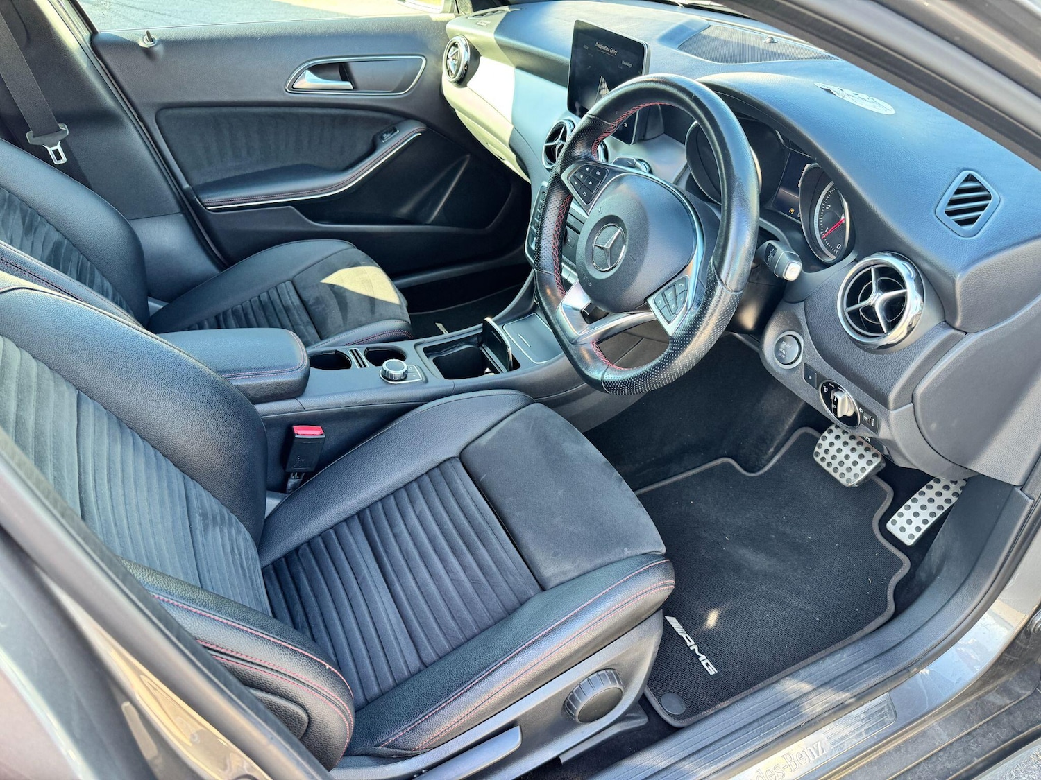 Used Mercedes-Benz GLA 2019 for sale - 77824125: Photo 11